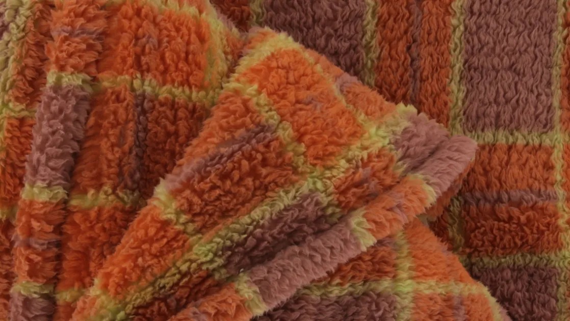 Alix fleece plaid