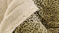 Mara fleece plaid