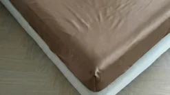 Saya katoen-satijn topper hoeslaken
